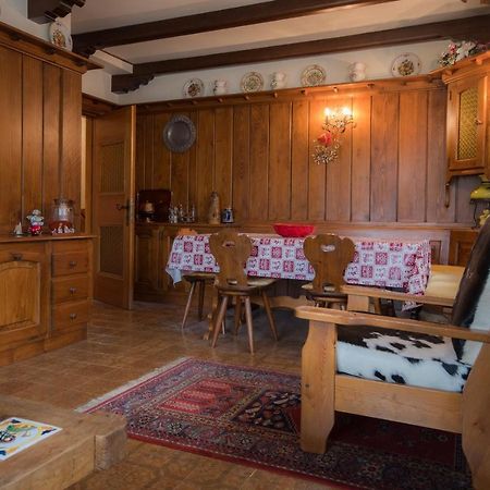 Casa Vacanze 5 Torri Cortina d'Ampezzo Bagian luar foto