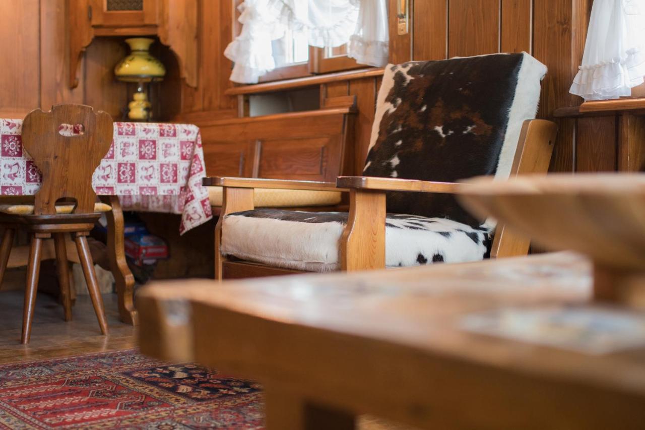Casa Vacanze 5 Torri Cortina d'Ampezzo Bagian luar foto