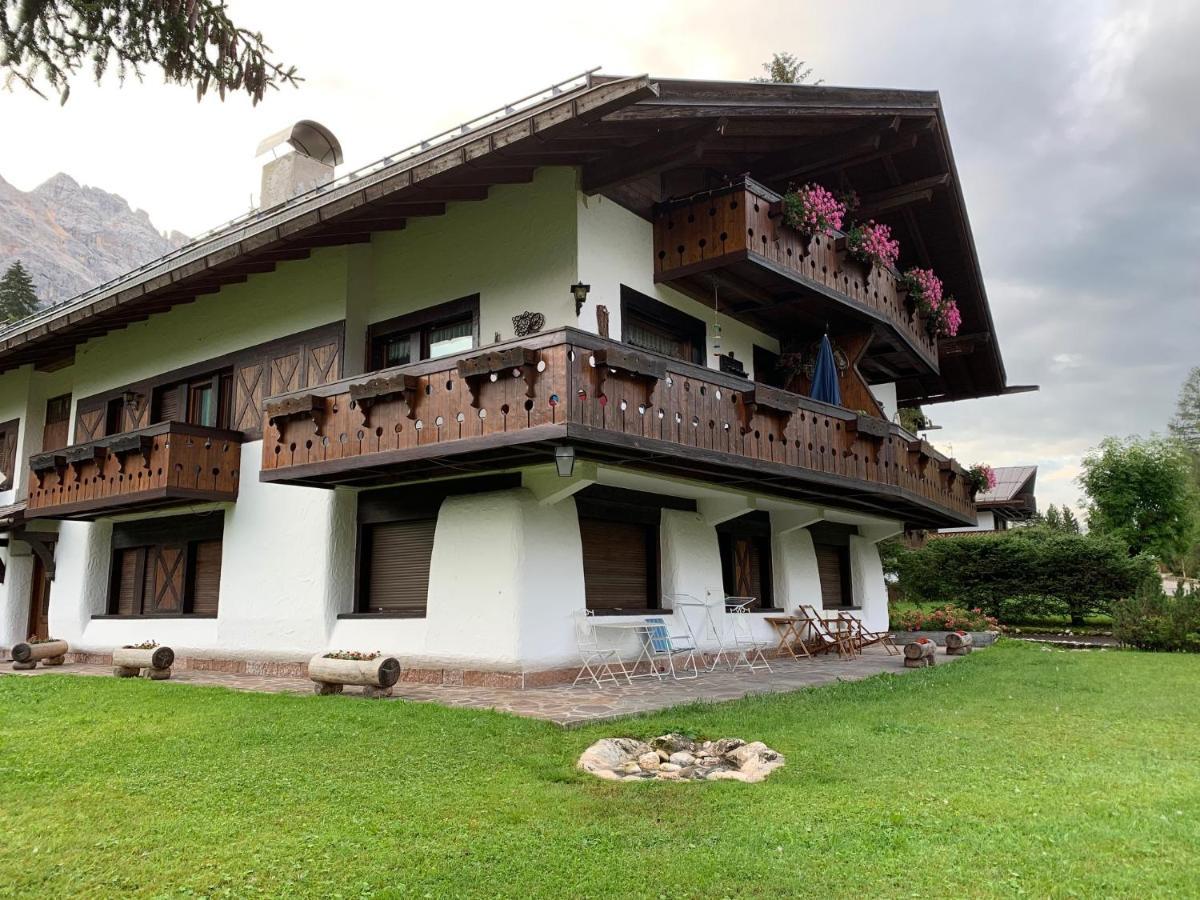 Casa Vacanze 5 Torri Cortina d'Ampezzo Bagian luar foto